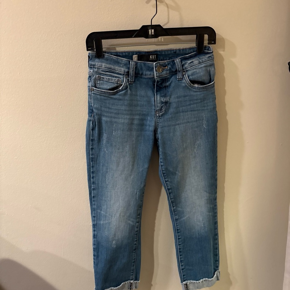Kut from the Kloth Light Blue cropped Jeans